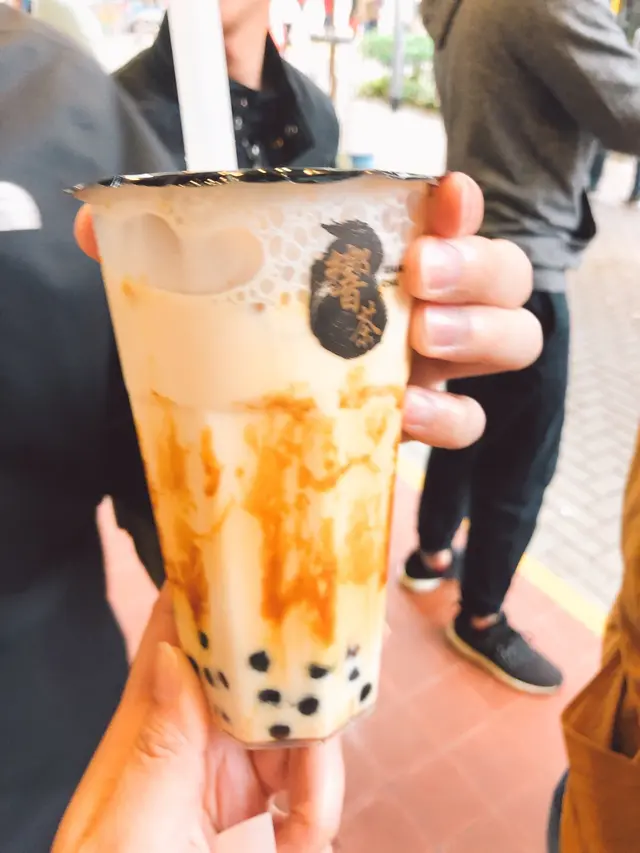 黑糖瀑布珍珠鮮奶