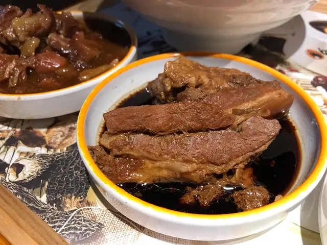 半肥瘦嘅豬腩