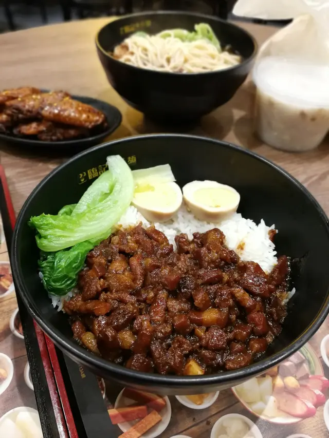 滷肉飯