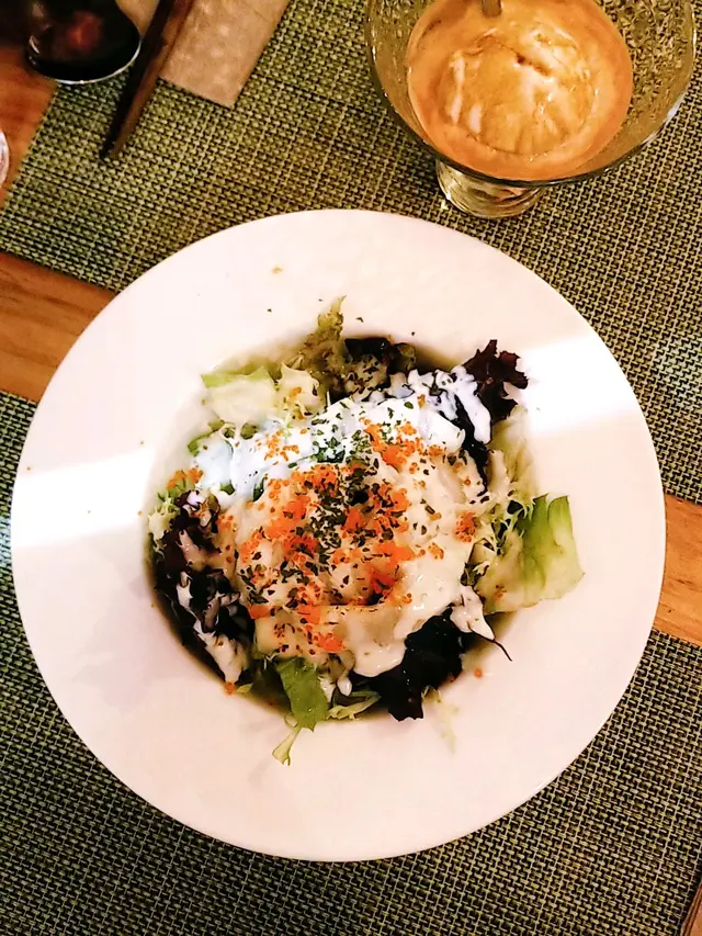 左口魚邊裙芥末忌廉沙律