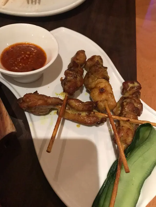 唔建議叫  第一串肉質ok  之後3串都乾身又細塊  好難食！