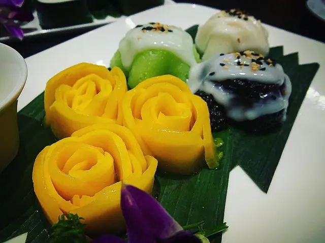 三色芒果糯米飯