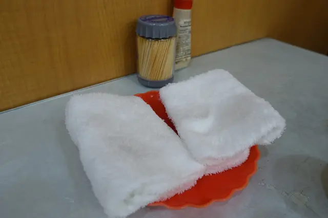 店方提供濕毛巾給食客清潔雙手!衛生方面加分!