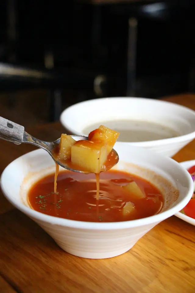 蕃茄薯仔湯