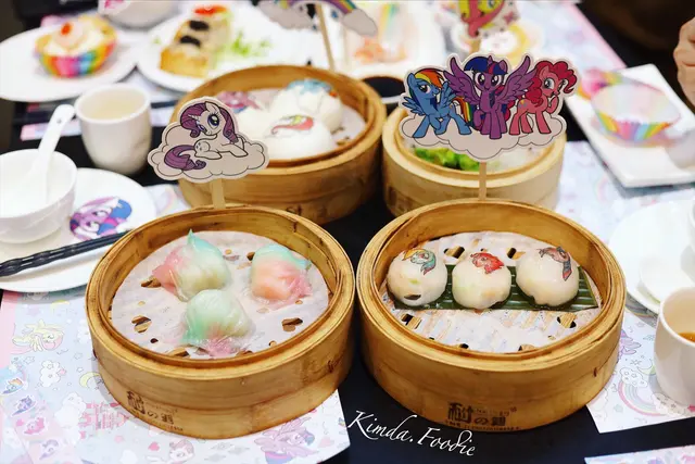 幻彩蝦餃皇 ($48) 好友鮮蝦帶子餃 ($58)