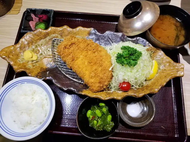 吉列銀雅豚定食