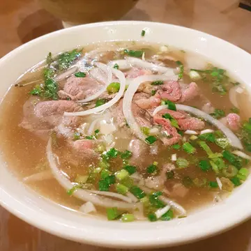 生牛肉汤河