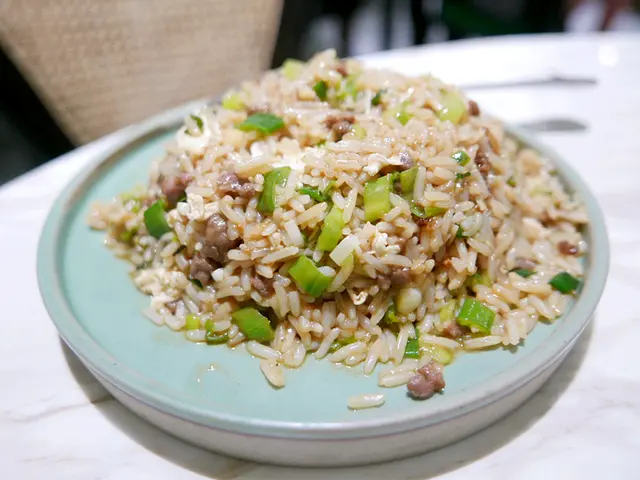 滿樂蔥蒜牛肉崧煨飯