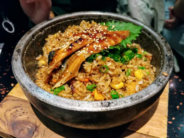石鍋鰻魚炒飯