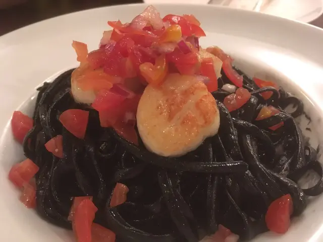 Linguine in Squid INK W/ Seared Scallop