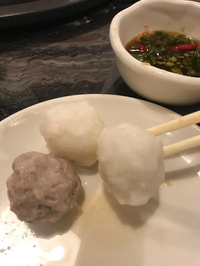 手打豬肉丸+墨魚丸