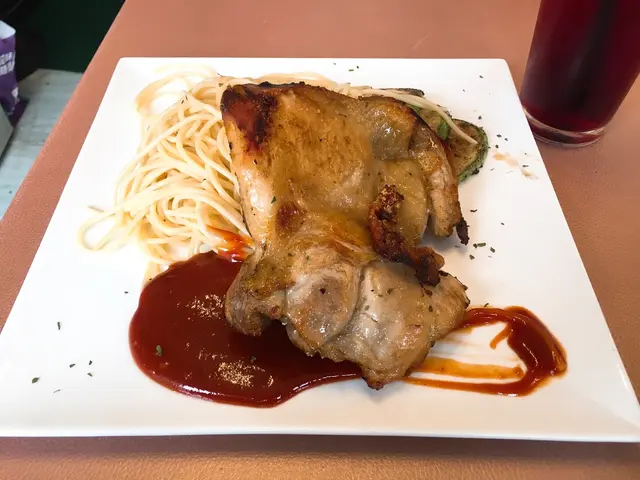 滑捋捋雞扒意粉