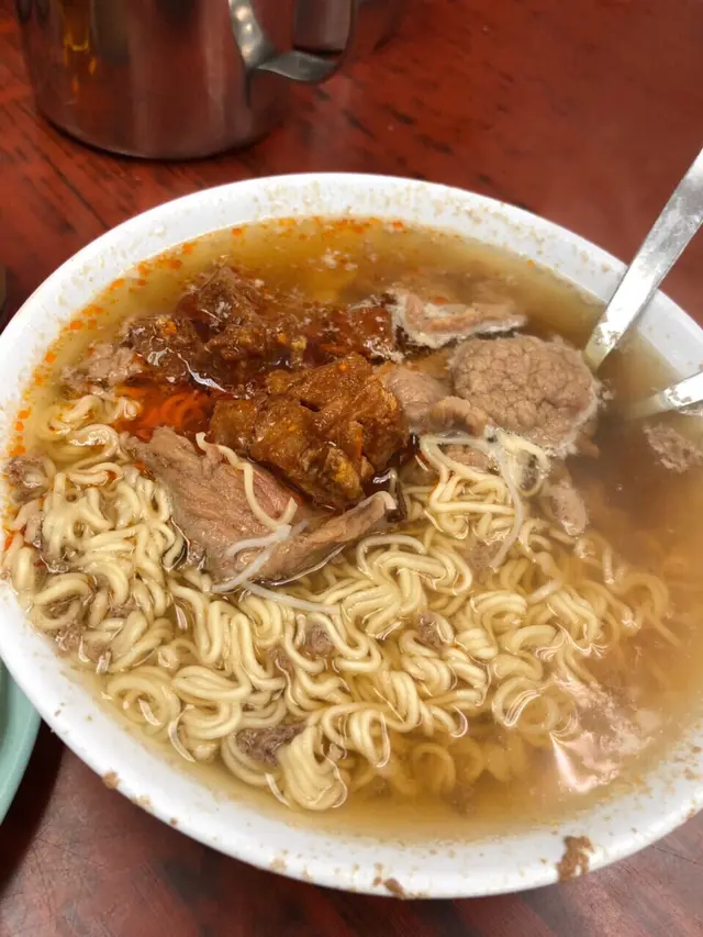 肉丁牛肉麵