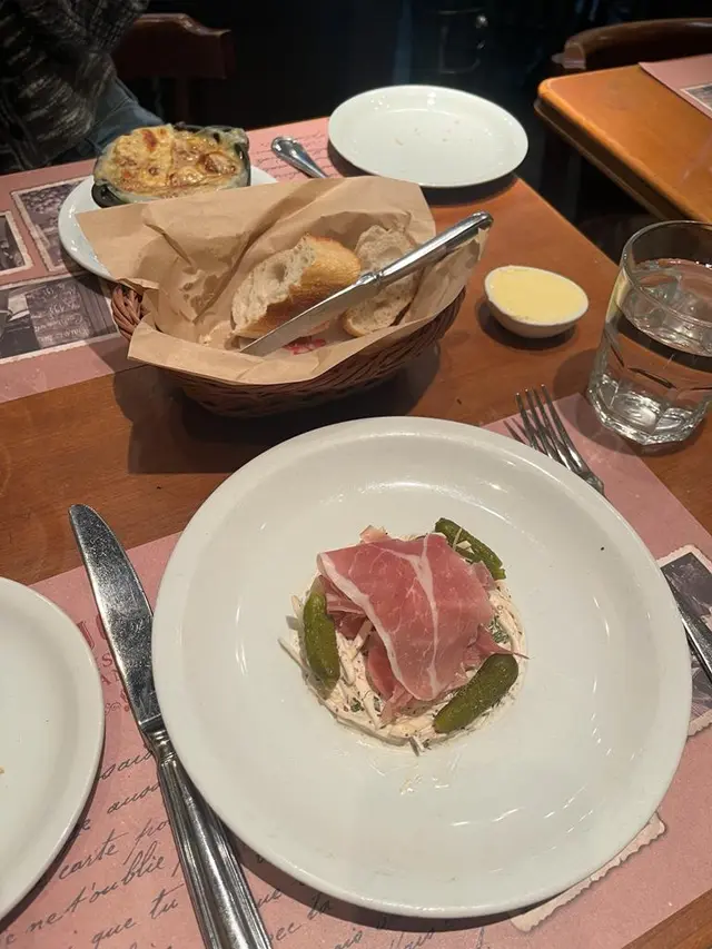Bayonne Ham