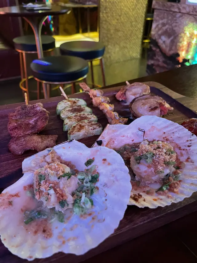 蔥燒半殼扇貝(香蒜芝士)