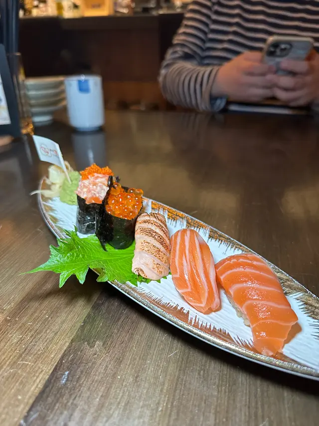 木子三文魚盛合