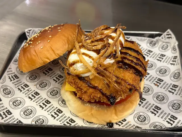 酥脆安格斯漢堡