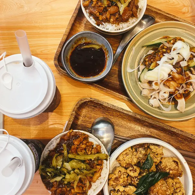 涼拌蒜泥豬頸肉