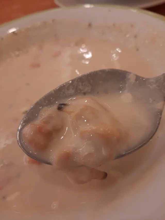 周打海鮮湯