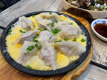 手工羊肉煎餃