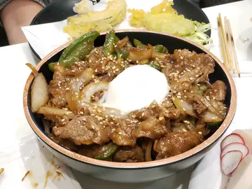 玉子筑前煮牛肉丼