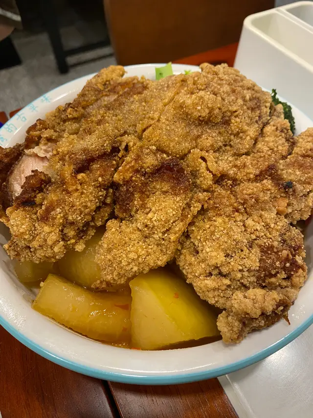 香噴噴炸雞扒便當