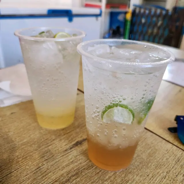 蜂蜜白提梳打