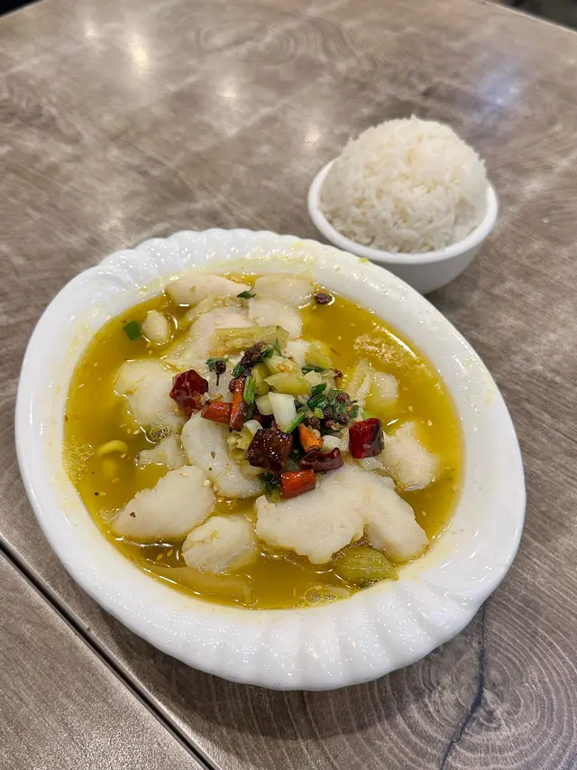 老壇酸菜魚