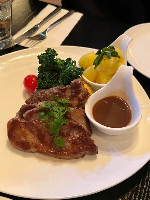 黑毛豬梅頭肉