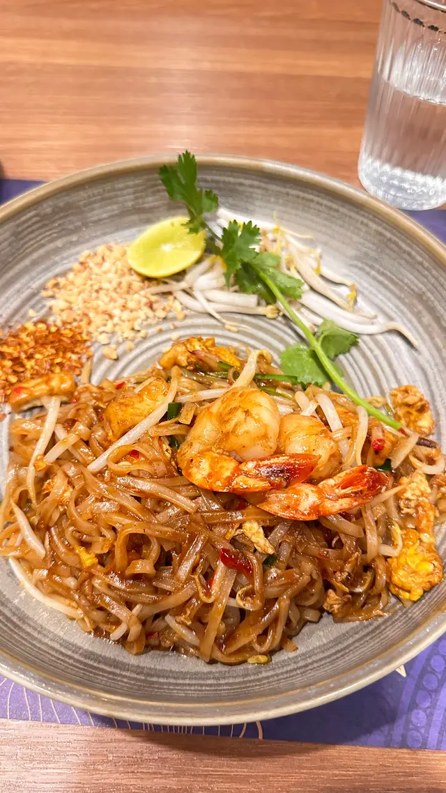 泰式大蝦炒金邊粉