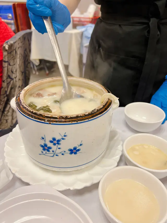 招牌杏汁墩豬肺