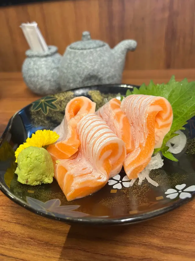 三文魚腩刺身(4切)