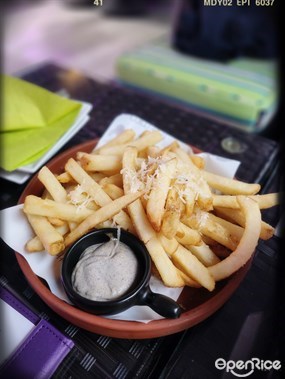Truffle Fries - 尖沙咀的Vibes