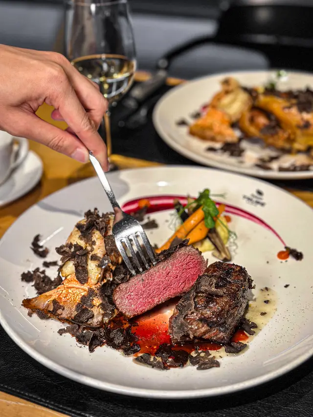 Grilled Australian M6 Sirloin
