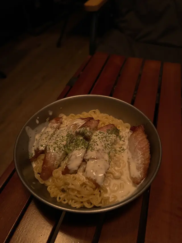 芝士豬頸肉撈一丁