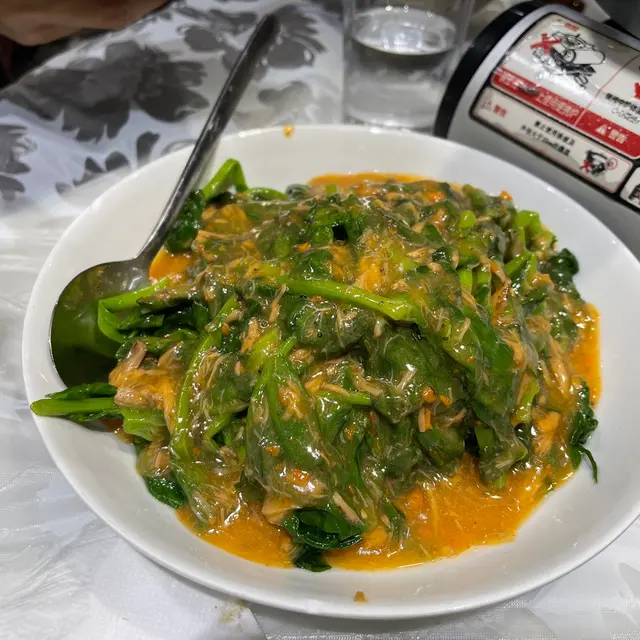 生拆蟹粉扒豆苗