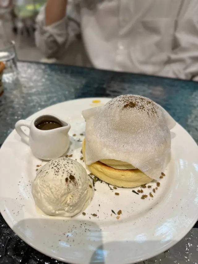 Hojicha Mochi Souffle
