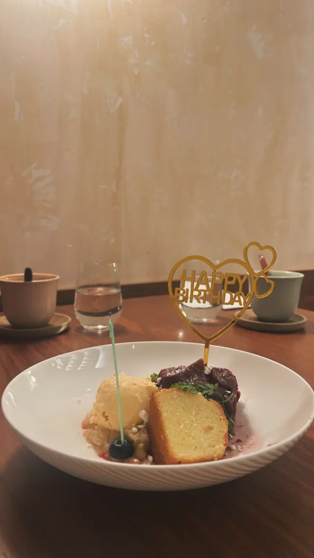 烤蘋果•蜂蜜蛋糕•甜蕃薯雪糕🍠🍰