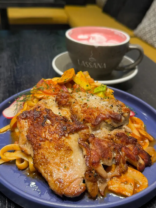 自家製蕃茄雞扒扁意粉