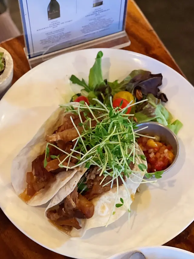 日本豬軟骨墨西哥薄餅 