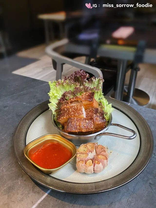 風干燒西班牙伊比利亞黑毛豬腩配燒香蒜