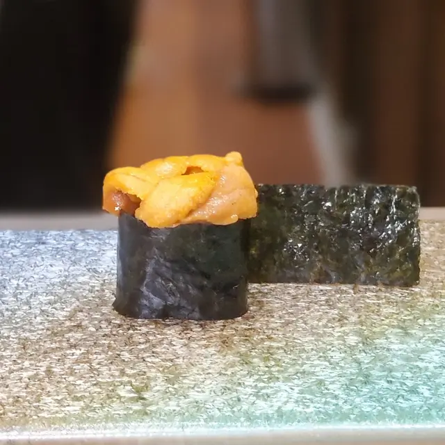 北海道馬糞海膽壽司