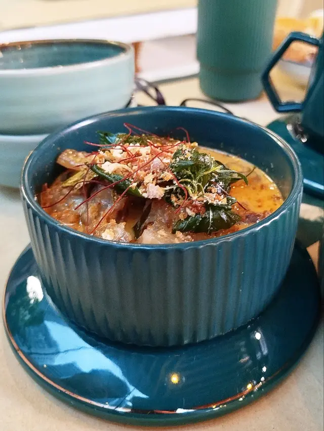 越式咖哩牛肋條配斑蘭椰香飯