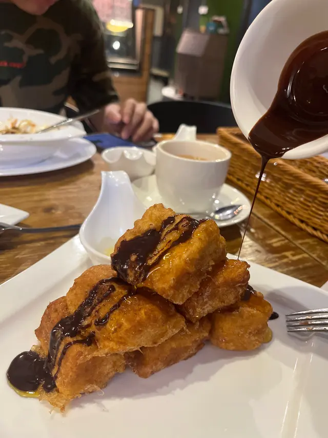 朱古力蛋白西多士