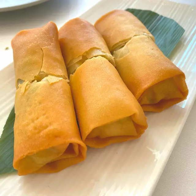 酸菜鱈魚春卷 - $78
