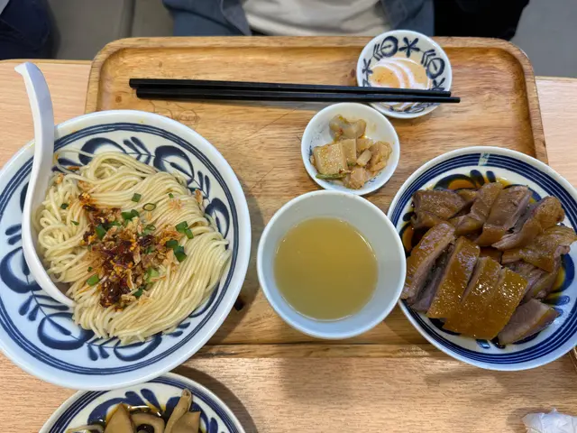 招牌滷水獅頭鵝+鮮鵝油撈麵