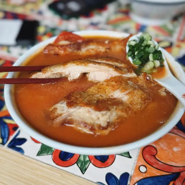 香煎雞脾扒鮮茄濃湯烏冬