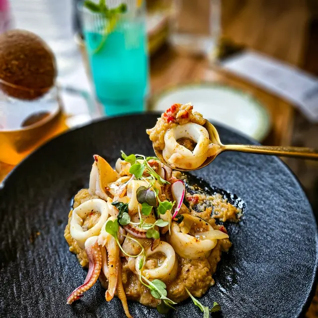 白酒牛油煮魷魚