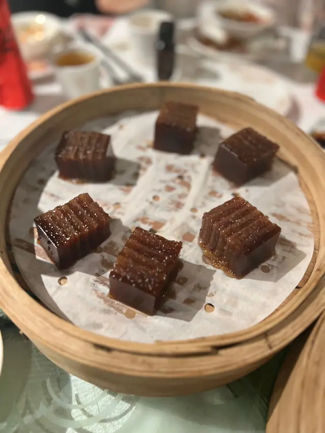 ￼薑汁糕比較遜色 
不過都好夠味道！好夠薑味！