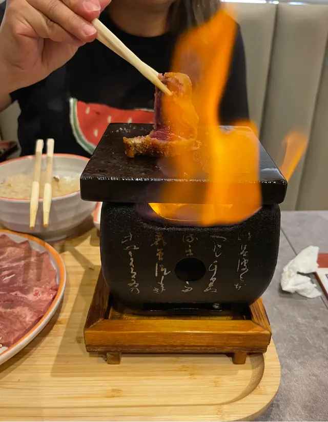 舞動的火又夠猛